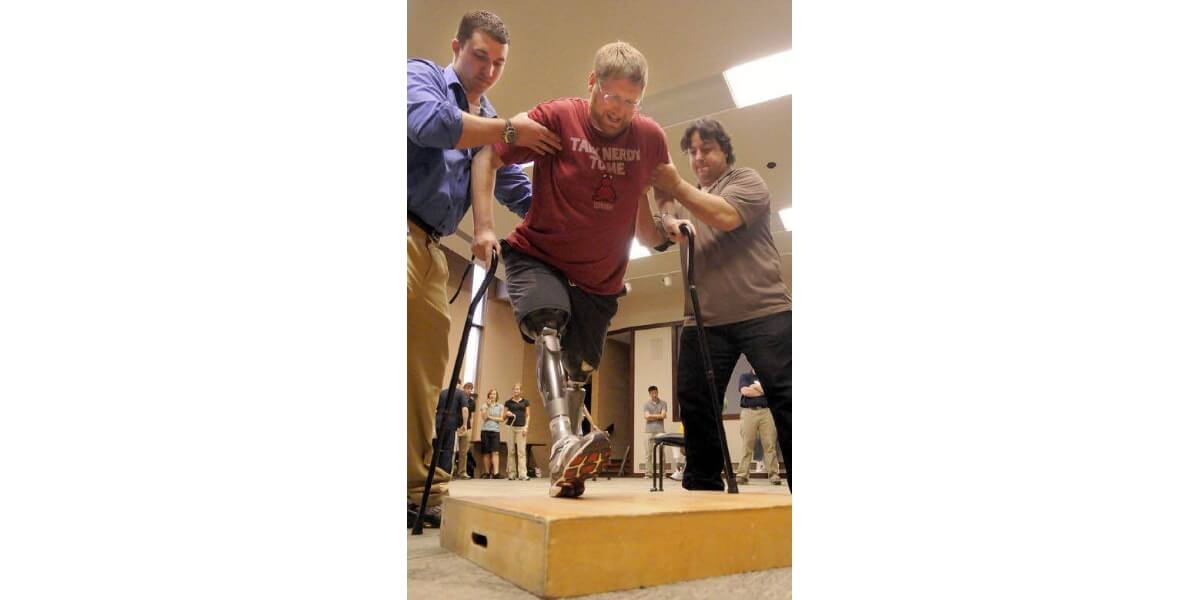  | Amputee Walking School